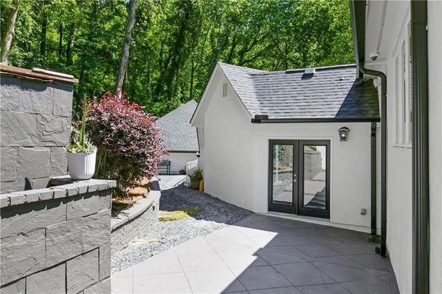 6550 Powers Ferry Road, Atlanta, GA 30339