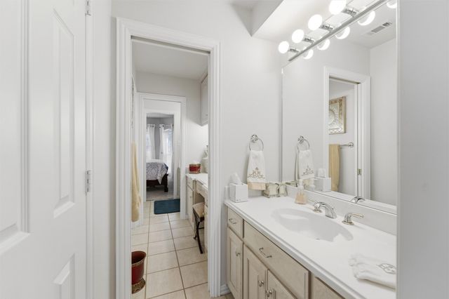 803 Glen Abbey Drive, Mansfield, TX 76063