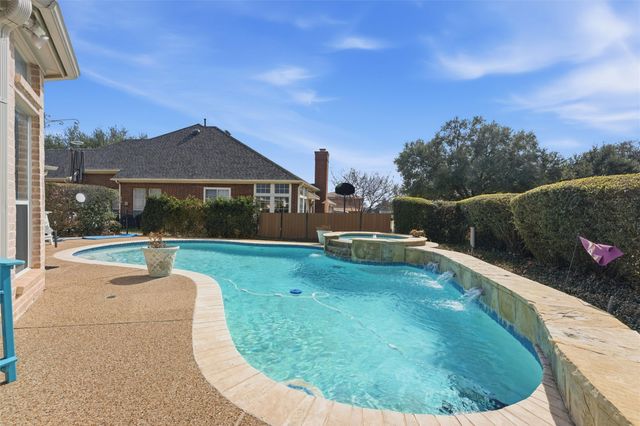 803 Glen Abbey Drive, Mansfield, TX 76063