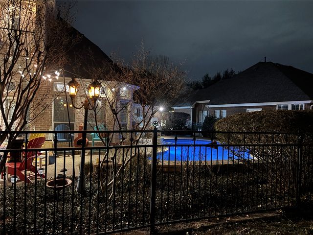 803 Glen Abbey Drive, Mansfield, TX 76063