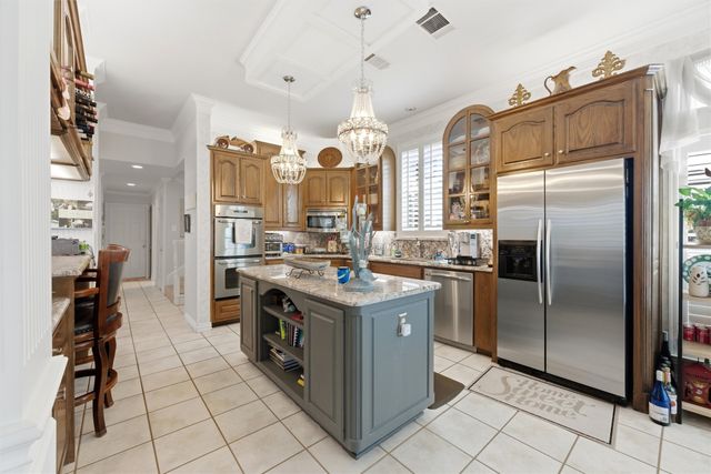 803 Glen Abbey Drive, Mansfield, TX 76063