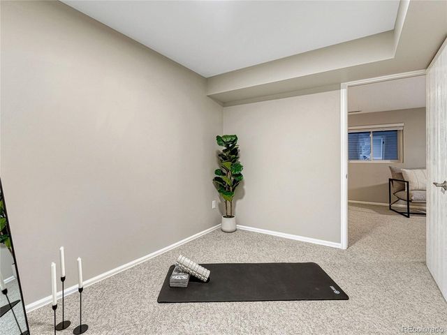 6627 Charter Dr, Colorado Springs, CO 80918