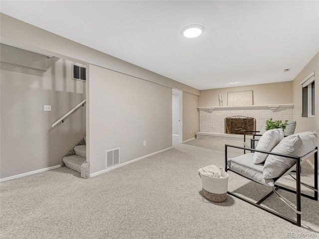 6627 Charter Dr, Colorado Springs, CO 80918