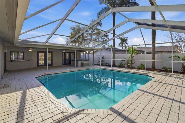 9430 PATRICIA COURT, Seminole, FL 33776