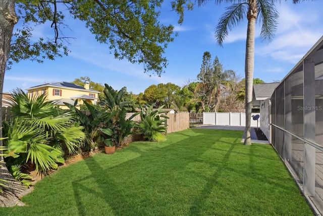 9430 PATRICIA COURT, Seminole, FL 33776