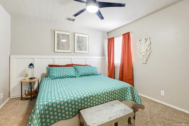 518 BANDERA CIR, New Braunfels, TX 78130