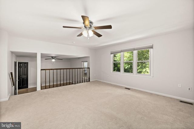 15978 COVE LN, Dumfries, VA 22025