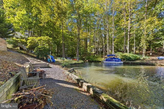 15978 COVE LN, Dumfries, VA 22025