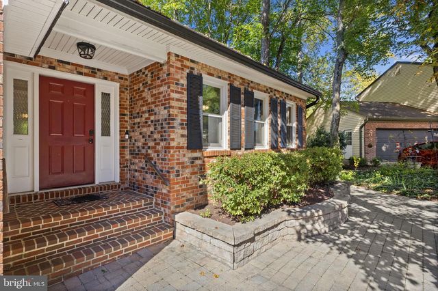 15978 COVE LN, Dumfries, VA 22025