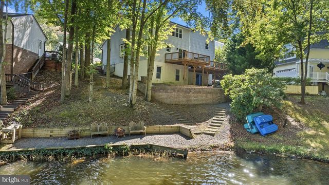 15978 COVE LN, Dumfries, VA 22025