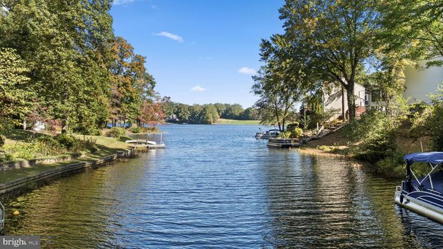 15978 COVE LN, Dumfries, VA 22025