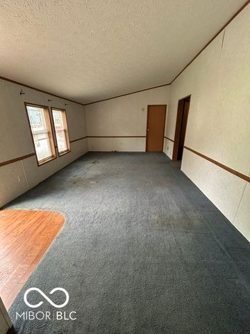 6117 Van Bibber Lake Estates, Greencastle, IN 46135