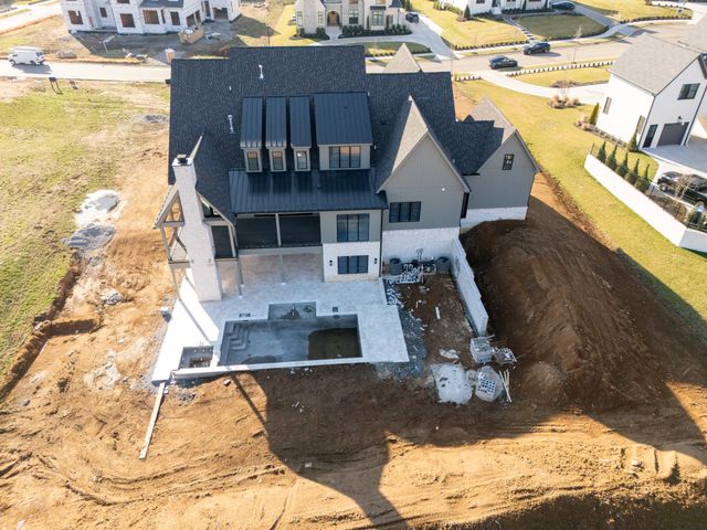 8106 Turning Point Dr, Brentwood, TN 37027