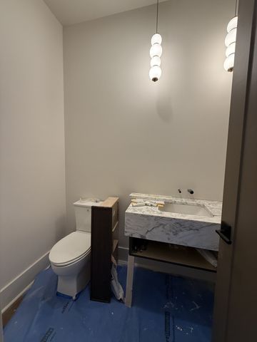 8106 Turning Point Dr, Brentwood, TN 37027