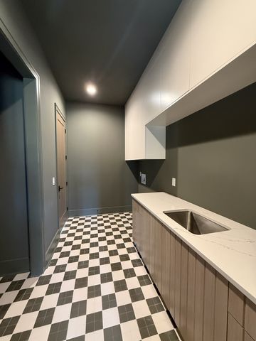 8106 Turning Point Dr, Brentwood, TN 37027