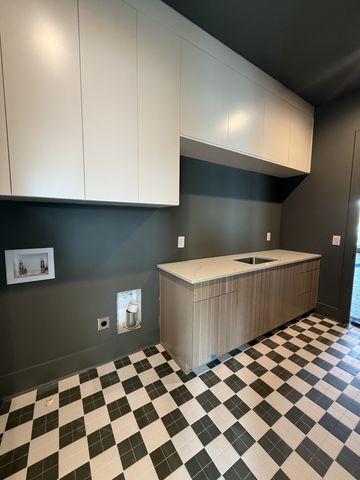 8106 Turning Point Dr, Brentwood, TN 37027