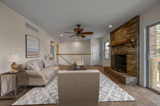 2934 Montavesta Road, Lexington, KY 40502