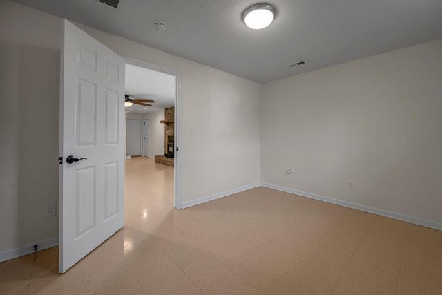 2934 Montavesta Road, Lexington, KY 40502