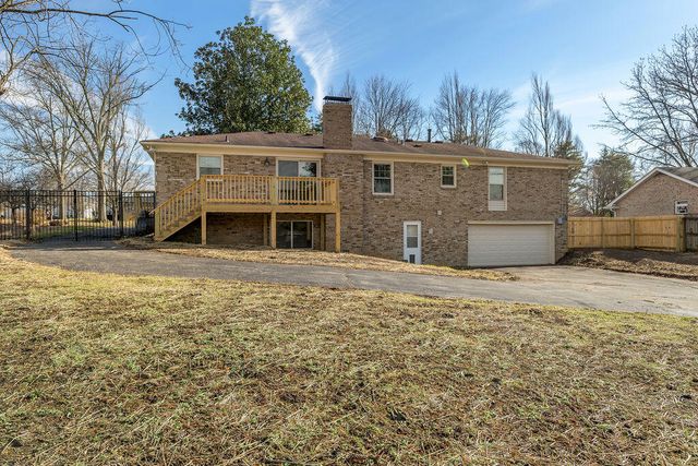 2934 Montavesta Road, Lexington, KY 40502
