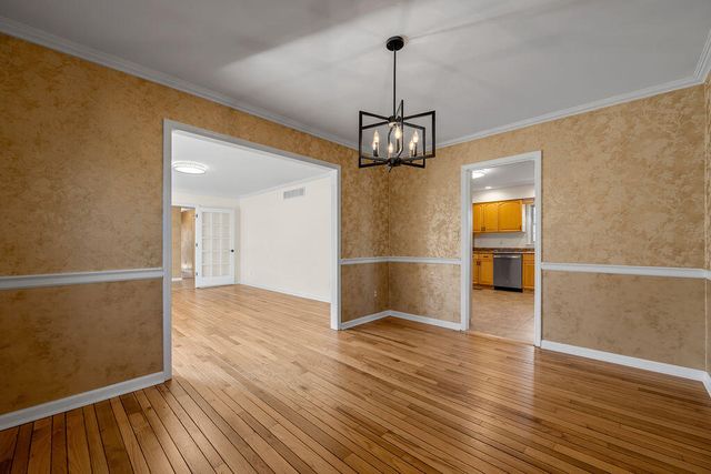 2934 Montavesta Road, Lexington, KY 40502