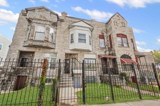 4049 S Indiana Avenue, Chicago, IL 60653