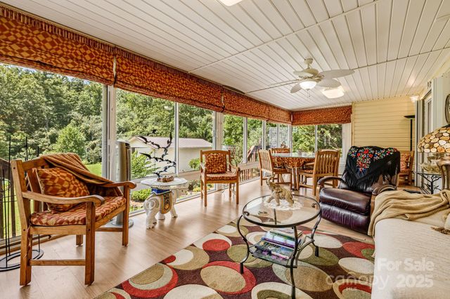 350 Old Sunset Hill Road, Hendersonville, NC 28792