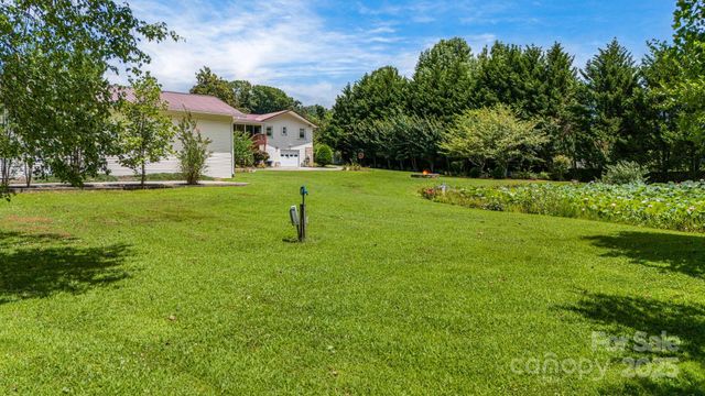 350 Old Sunset Hill Road, Hendersonville, NC 28792