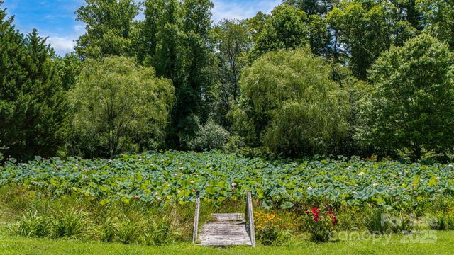 350 Old Sunset Hill Road, Hendersonville, NC 28792