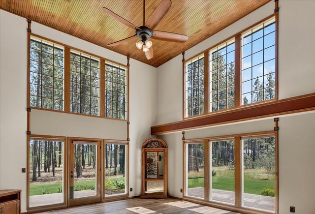 17016 N Saddle Hill Rd, Colbert, WA 99005