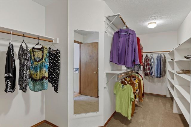 17016 N Saddle Hill Rd, Colbert, WA 99005