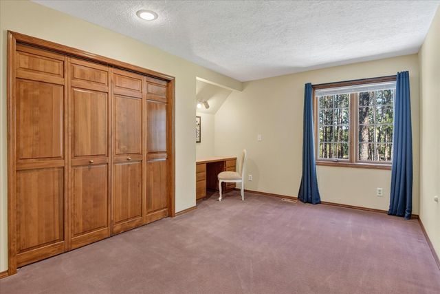 17016 N Saddle Hill Rd, Colbert, WA 99005