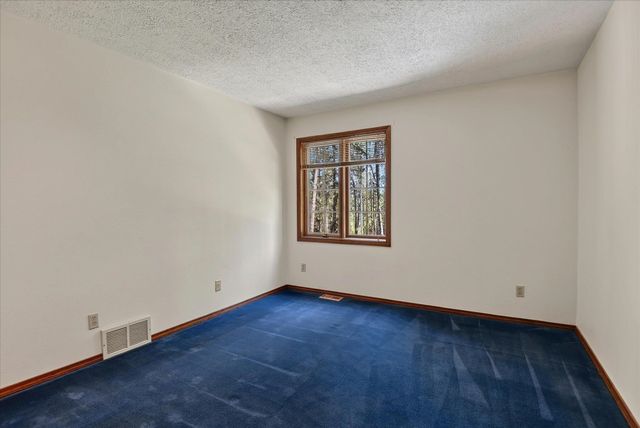 17016 N Saddle Hill Rd, Colbert, WA 99005
