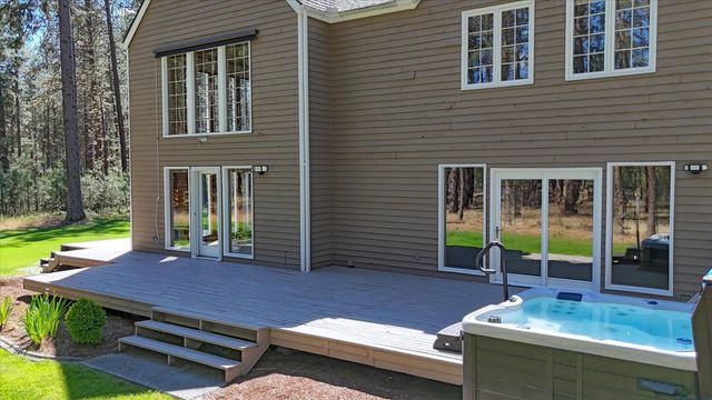 17016 N Saddle Hill Rd, Colbert, WA 99005