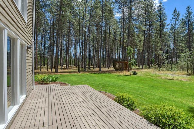17016 N Saddle Hill Rd, Colbert, WA 99005