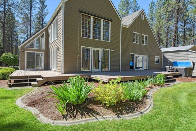 17016 N Saddle Hill Rd, Colbert, WA 99005