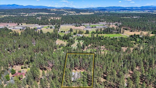 17016 N Saddle Hill Rd, Colbert, WA 99005