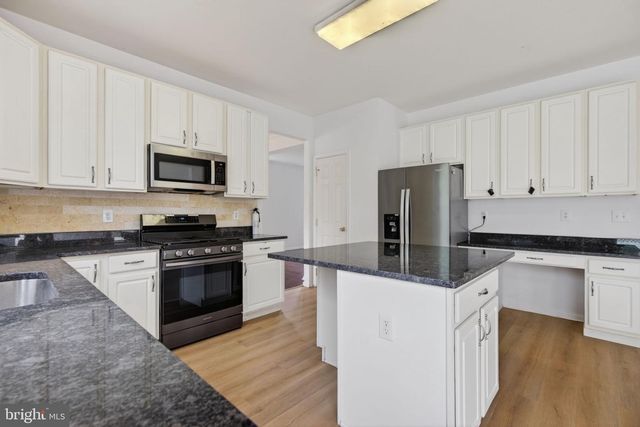 34 HILL FARM WAY, Woolwich Twp, NJ 08085