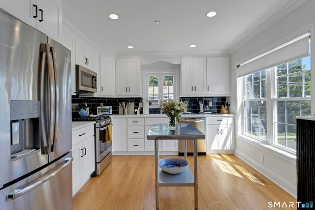 20 Third Street 23, Stamford, CT 06905