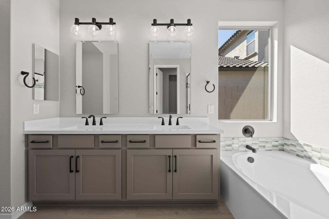 18747 W MONTEROSA Street, Litchfield Park, AZ 85340