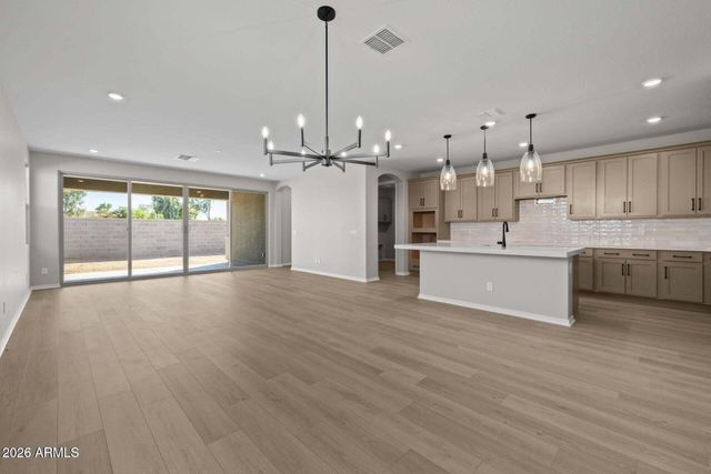 18747 W MONTEROSA Street, Litchfield Park, AZ 85340