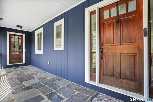5 Spoke Drive, Woodbridge, CT 06525