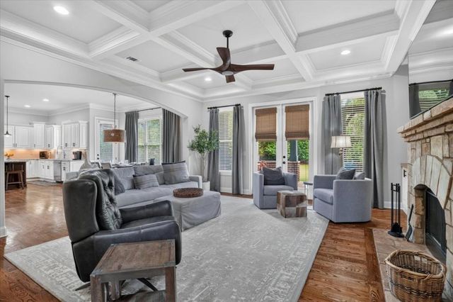 1332 KILMARNOCK Point NW, Kennesaw, GA 30152