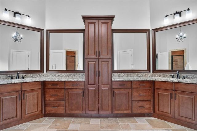 1332 KILMARNOCK Point NW, Kennesaw, GA 30152