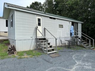 109 Hummingbird Circle, New London, NC 28127
