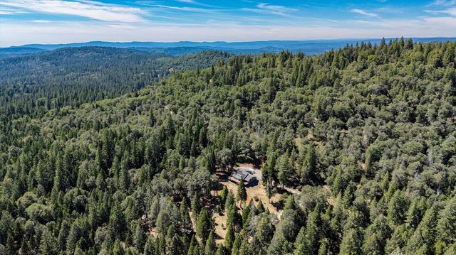 19720 Legacy Ln, Nevada City, CA 95959