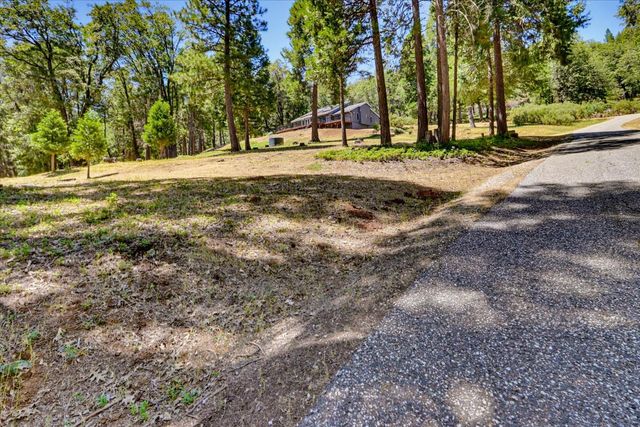 19720 Legacy Ln, Nevada City, CA 95959