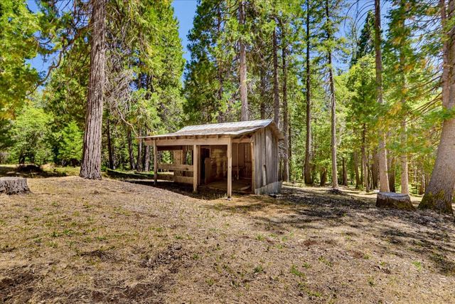 19720 Legacy Ln, Nevada City, CA 95959