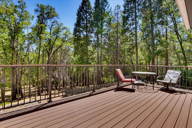 19720 Legacy Ln, Nevada City, CA 95959