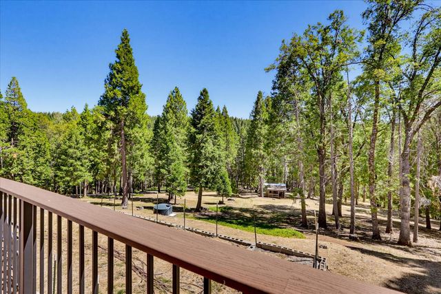 19720 Legacy Ln, Nevada City, CA 95959