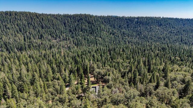 19720 Legacy Ln, Nevada City, CA 95959